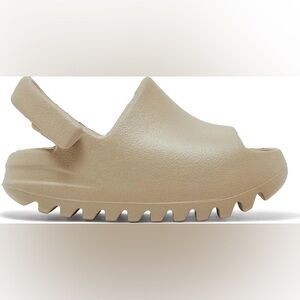 Yeezy infant slides NIB